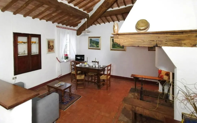 Charming House in Tuscany With Pool & Views