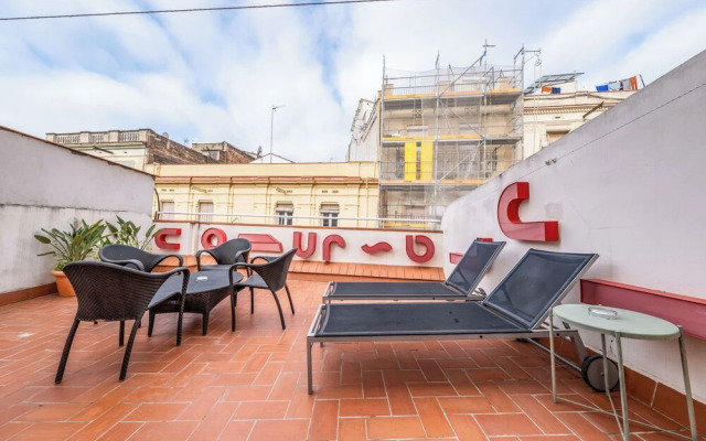 AinB Barcelona Sants Apartments