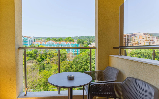 Apart Hotel Golden Line