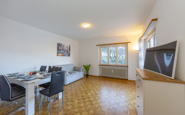 Garden on the lake 2