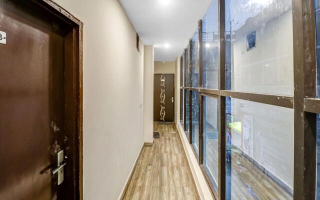 Capital O 85009 The Arrow