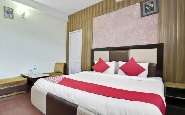 Capital O 11741 Hotel Nest