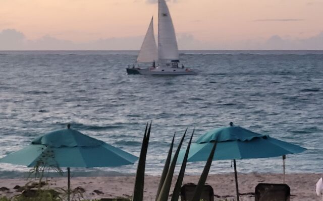 Sibonné Beach Hotel