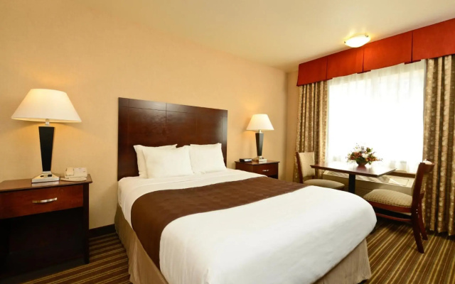 Yellowstone Westgate Hotel