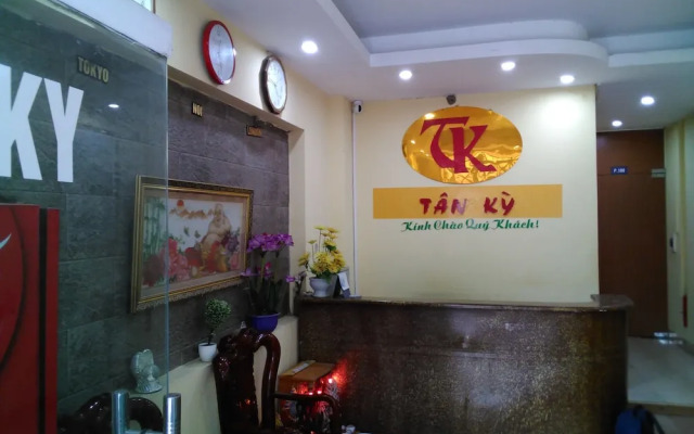 SPOT ON 818 Tan Ky Hotel
