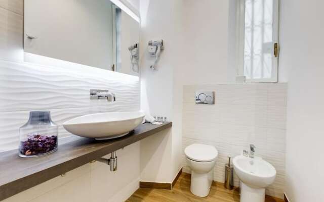 Opera Private Suites