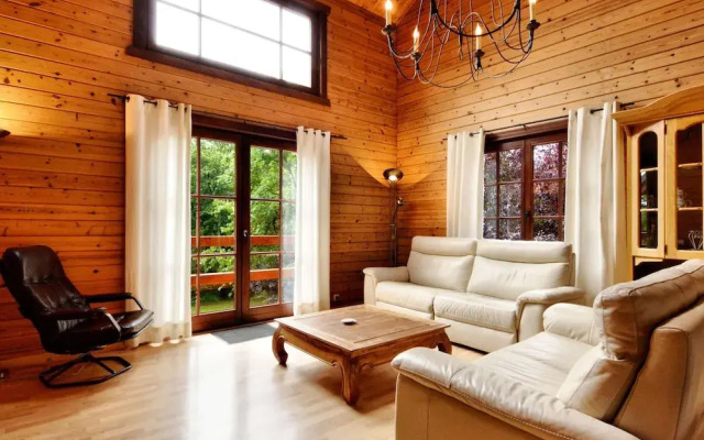 Splendid Chalet near Durbuy