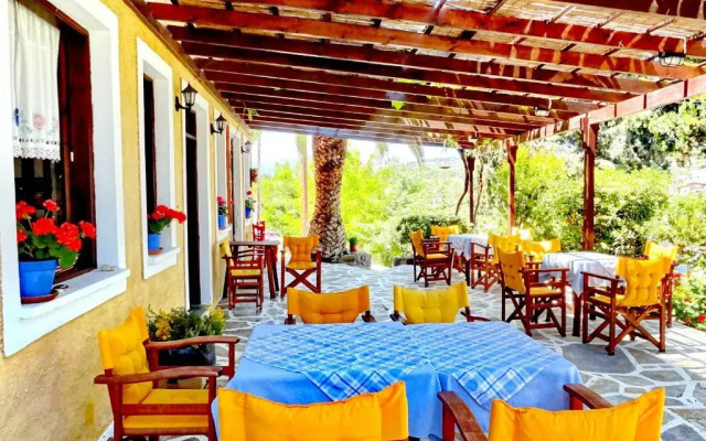 Vagia Hotel