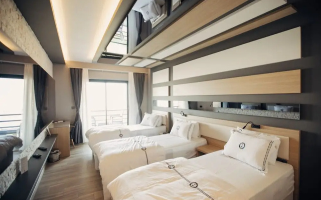 Burhaniye Marina Boutique Hotel