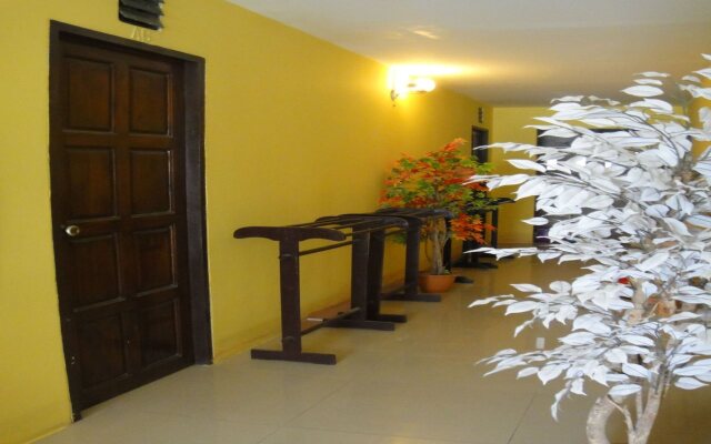 Chic Hotel