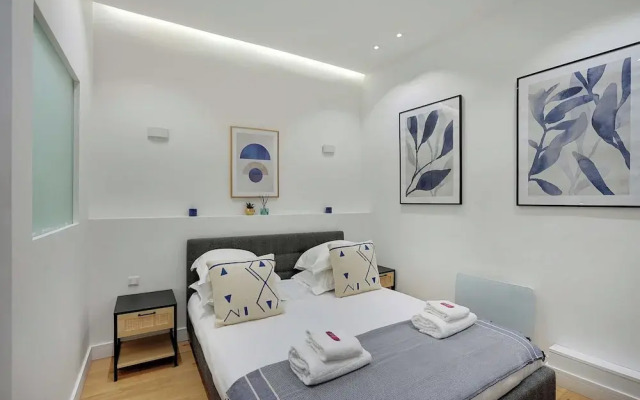 Apartment for 4 People in Bastille