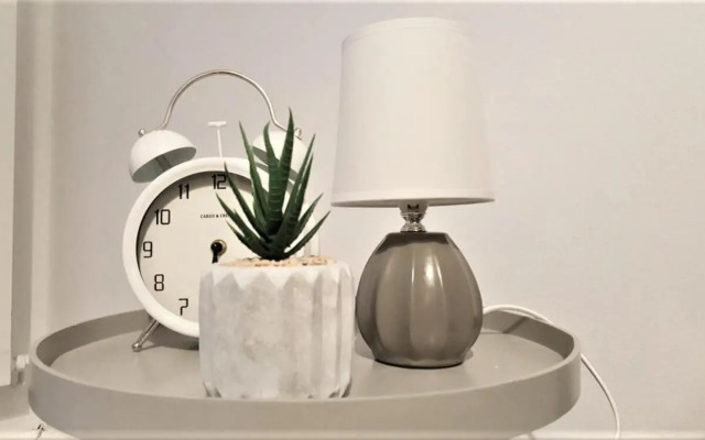 Studio Central Exer IV