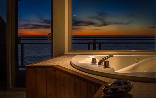 Inn Of The Lost Coast