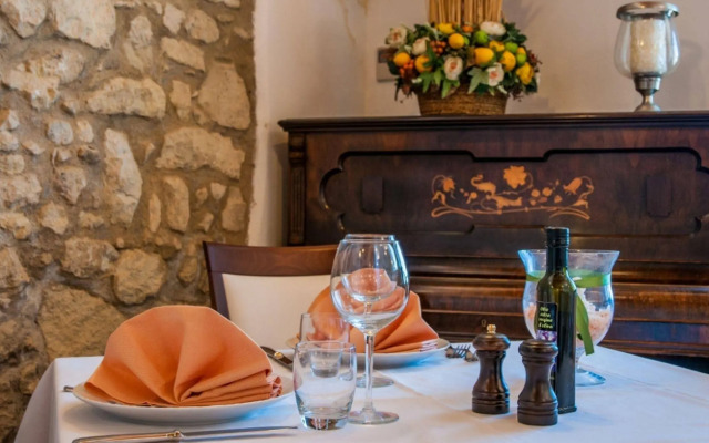 Kallikoros Country Resort & Spa