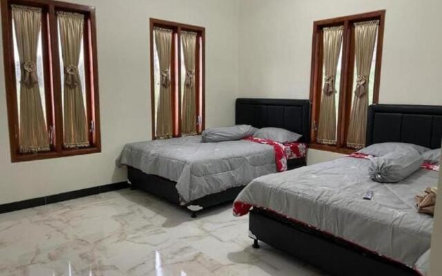 Bromo Seruni Guesthouse