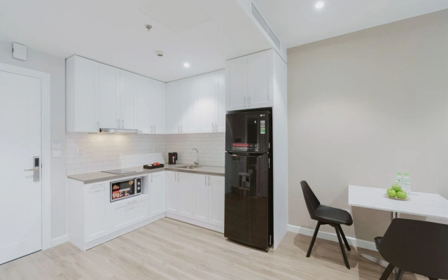 Lexington Apartments - Westlake