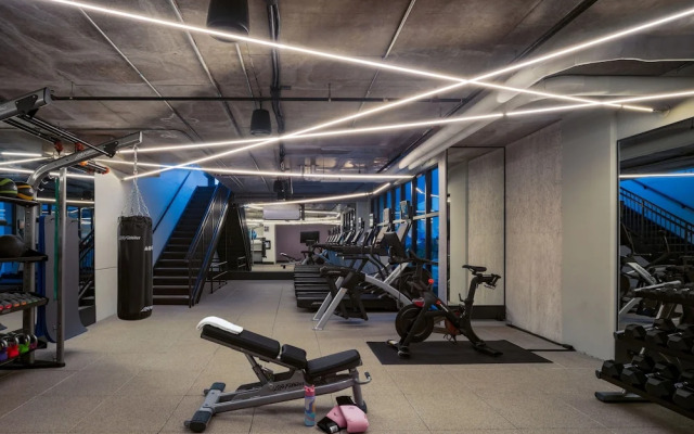 Moxy St. Petersburg Downtown