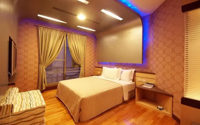 Ibiza Kenting Hotel II