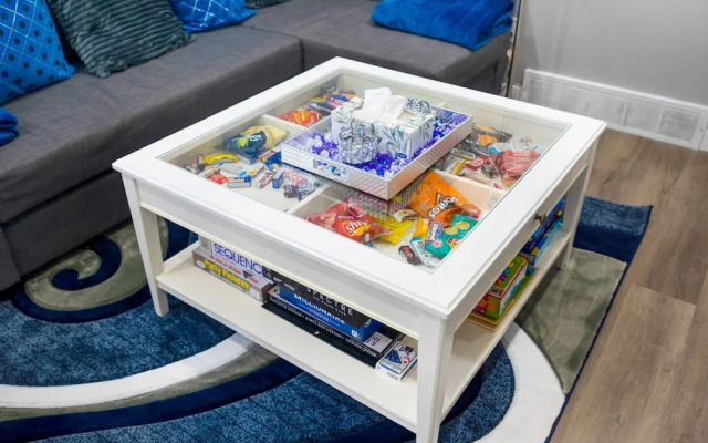 240 Spacious Modern Home w AC