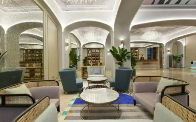 Mercure Hotel Guizhou Anshun West Railway Station