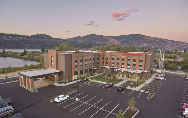 Hampton Inn & Suites Hood River