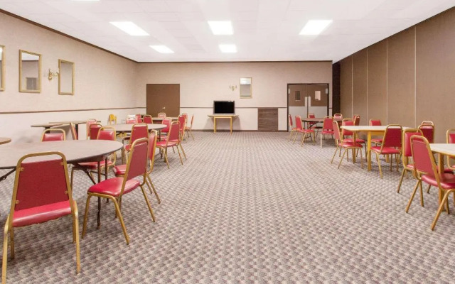 Best Western Plymouth Inn-White Mountains