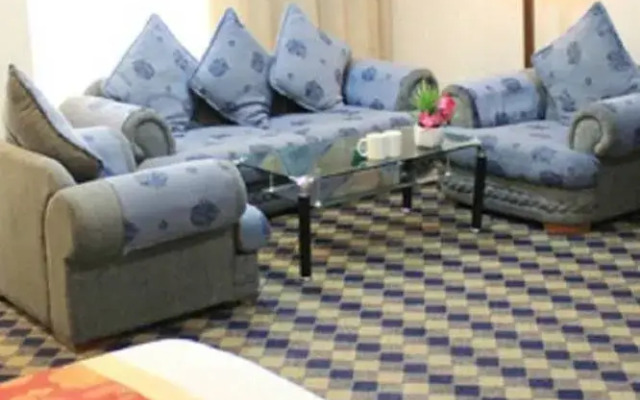 Yatai Hotel