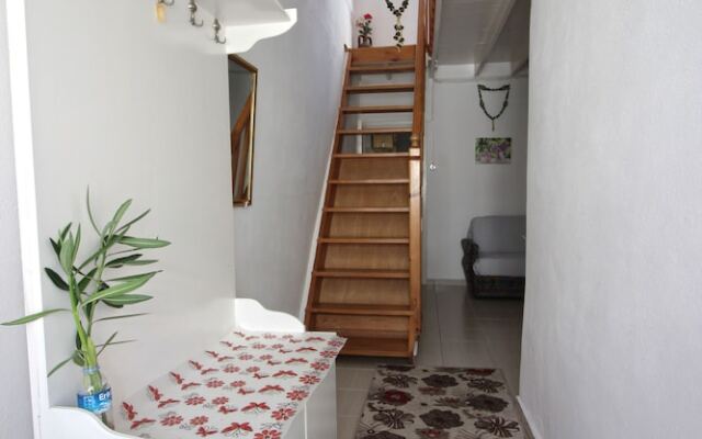 Iskele Ev Pansiyon - Adults Only