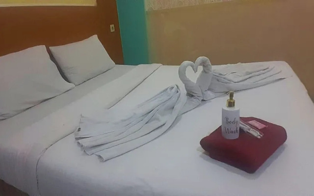 SAHABAT Hotel Tangerang By Reccoma