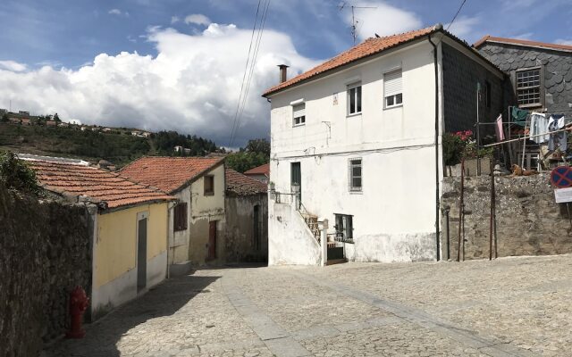 Casas Do Castelo De Lamego