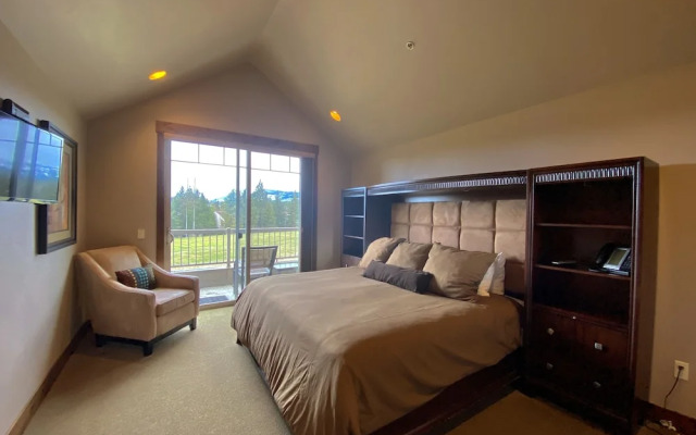 Meadow Lake Resort & Condos