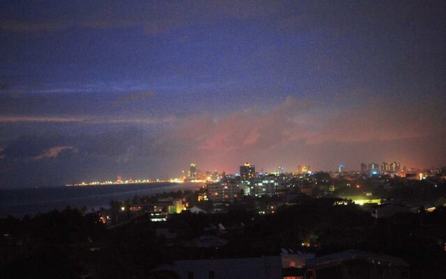 The Prestige Court Residence