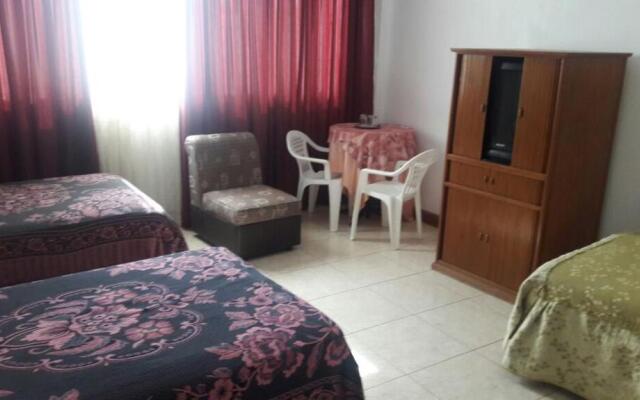 Hostal Camiluz