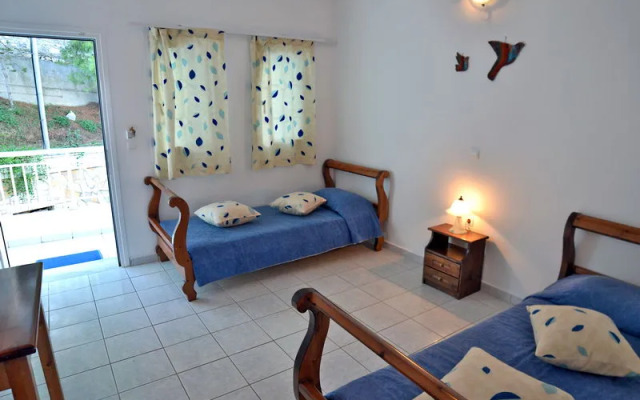 Filoxenia Beach Apartments