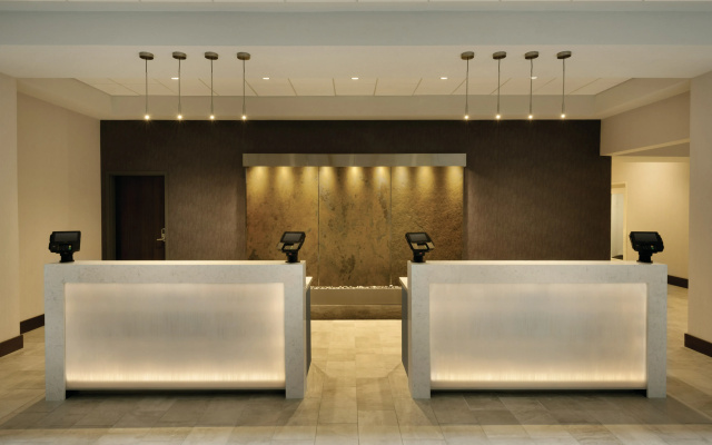Embassy Suites by Hilton Indianapolis Downtown