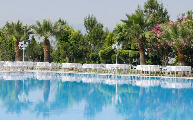 Lycus River Thermal Hotel