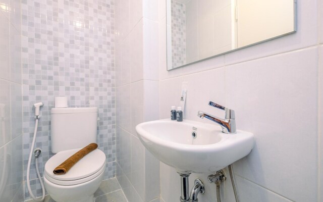 Homey And Simply Look Studio Tokyo Riverside Pik 2 Apartment