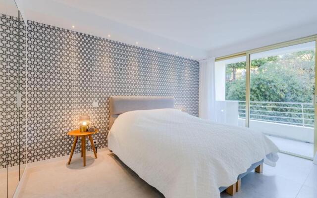 SERRENDY Splendid 3-bedroom apartment within an upscale