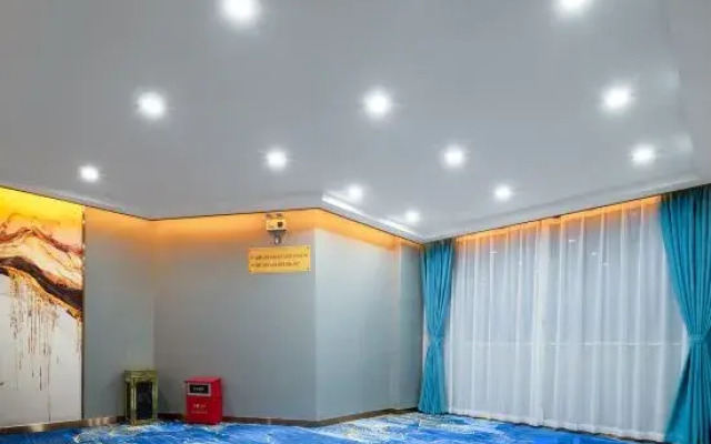 Good Luck Hotel (Humen High-speed Railway Station Store)