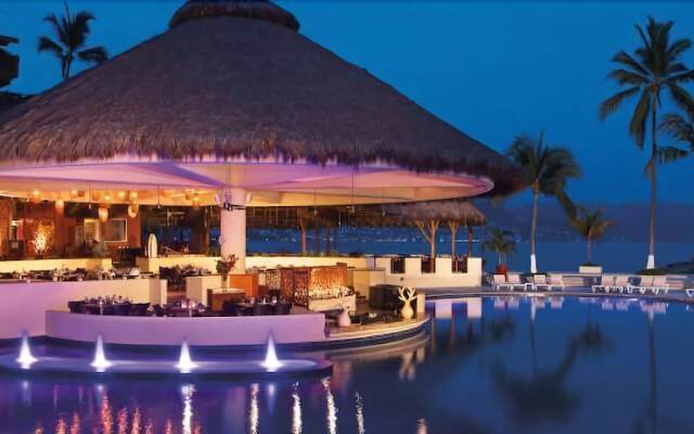 Gorgeous Sunset View Suite