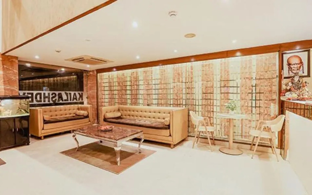 Fabhotel The Kailash Dev