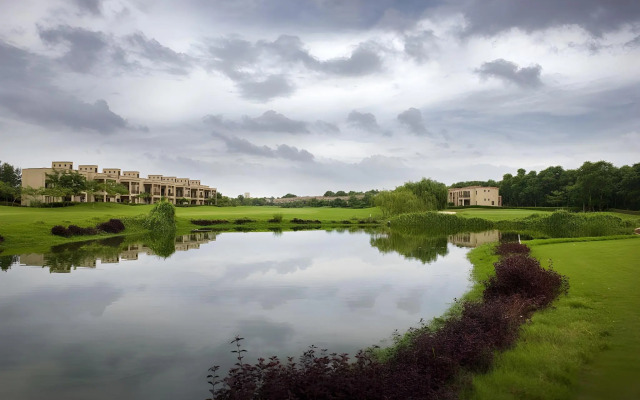 Lemon Tree Hotel Tarudhan Valley