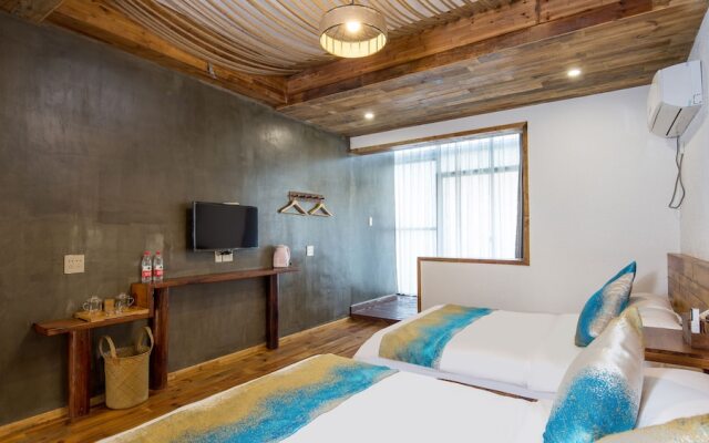 Floral Hotel · Mo Gan Tian QuanMogan Mountain