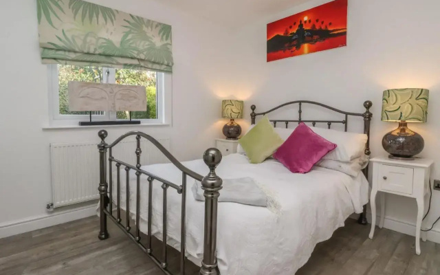 Ellesmere Cottage