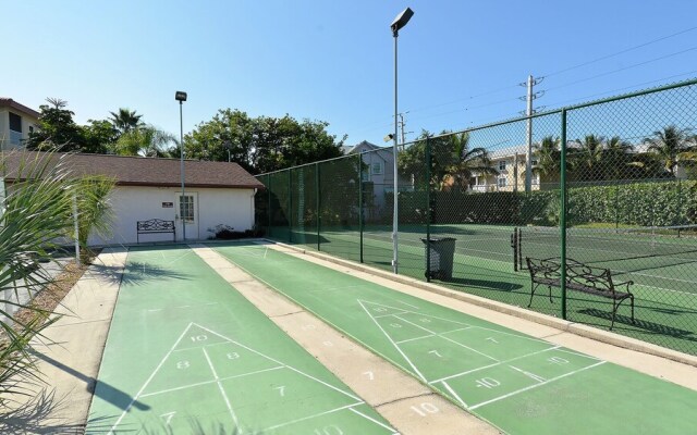 Runaway Bay 234 - 1435430