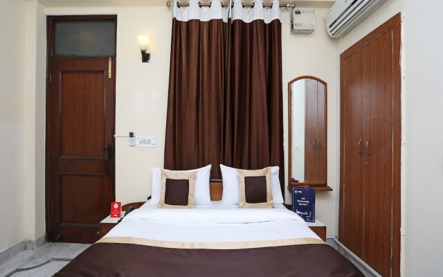 OYO 24421 Classic Hotel