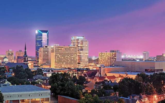 DoubleTree Suites by Hilton Hotel Lexington