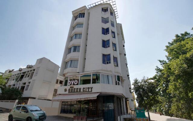 Oyo Flagship 40940 Hotel Green City