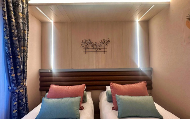 Hotel Sapphire