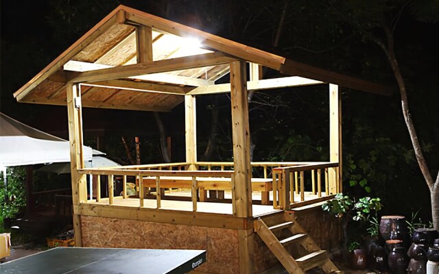 Hongcheon Giwajip View Pension